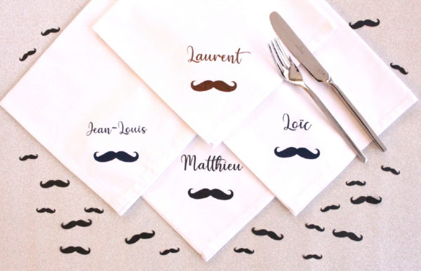 Serviette de table Moustache personnalisable avec un prénom