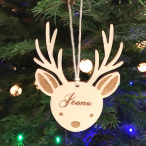 Suspension de Noël tête de renne en bois avec prénom