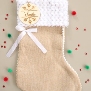 Botte chaussette de Noël prénom sur boule en bois encart flocon